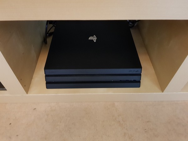 PS4 Pro.jpg